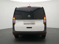 Używany VW Caddy Maxi 122 KM (89 kW) 2021 Biały Minivan