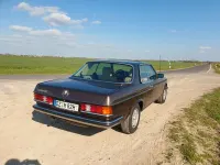 Gebraucht Mercedes 230 136 PS (100 kW) 1982 Braun Coupé