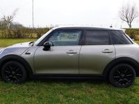 Gebraucht Mini Cooper 136 PS (100 kW) 2018 Silber Kleinwagen