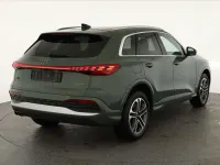 Neu Audi Q5 Sport 204 PS (150 kW) 2026 Distriktgrün metallic SUV