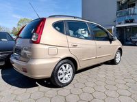 Gebraucht Chevrolet Tacuma CDX 121 PS (88 kW) 2004 Braun Van / Kleinbus