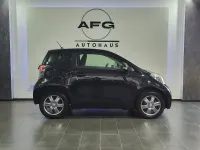 Gebraucht Toyota iQ 68 PS (50 kW) 2009 Schwarz Kleinwagen