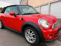Gebraucht Mini Cooper Cabriolet 122 PS (89 kW) 2012 Rot Cabrio