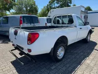 Gebraucht Mitsubishi L200 136 PS (100 kW) 2010 Weiß Pickup