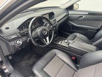 Gebraucht Mercedes E220 Avantgarde 170 PS (125 kW) 2013 Schwarz Limousine