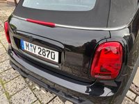 Gebraucht Mini John Cooper Works 231 PS (169 kW) 2021 Schwarz Kleinwagen
