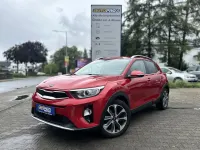 Gebraucht Kia Stonic Spirit 120 PS (88 kW) 2017 Rot SUV