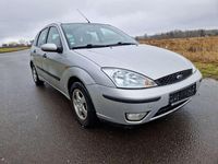 Gebraucht Ford Focus 101 PS (74 kW) 2005 Silber Kleinwagen