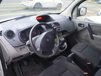 Gebraucht Renault Kangoo Komfort 68 PS (50 kW) 2010 Weiß Van / Kleinbus