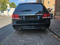 Gebraucht Mercedes E350 258 PS (189 kW) 2015 Schwarz Kombi