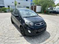 Gebraucht Kia Picanto Edition 7 69 PS (50 kW) 2012 Galaxyschwarz met. Kleinwagen
