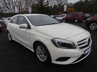 Gebraucht Mercedes A180 122 PS (89 kW) 2015 Weiß Limousine