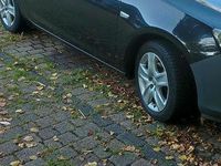 Gebraucht Opel Astra 110 PS (80 kW) 2010 Schwarz Kombi