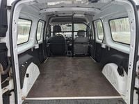 Gebraucht Renault Kangoo 132 PS (97 kW) 2020 Weiss Van / Kleinbus