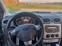 Gebraucht Ford Focus Viva 101 PS (74 kW) 2011 Grau Limousine