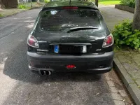 Gebraucht Peugeot 206 75 PS (55 kW) 2002 Schwarz Limousine