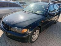 Gebraucht BMW 320 177 PS (130 kW) 2002 Grau Kombi