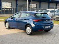 Gebraucht Opel Astra Edition 131 PS (96 kW) 2020 Blau Limousine