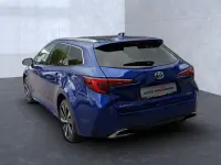 Neu Toyota Corolla 140 PS (102 kW) 2025 Juniper blue Kombi