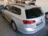 Gebraucht VW Passat Business 150 PS (110 kW) 2020 Reflexsilber metallic Kombi