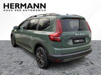 Neu Dacia Jogger Expression 110 PS (80 kW) 2025 Safarigrüngrau (grau) Van / Kleinbus