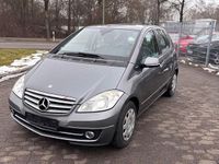 Gebraucht Mercedes A180 109 PS (80 kW) 2009 Grau Kleinwagen