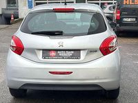 Gebraucht Peugeot 208 Access 68 PS (50 kW) 2014 Kleinwagen