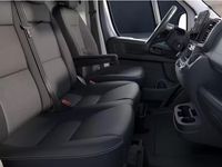 Neu Toyota Proace 179 PS (131 kW) 2026 Schwarz metallic Van / Kleinbus