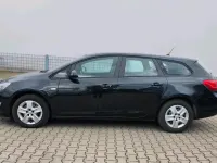 Gebraucht Opel Astra 140 PS (102 kW) 2013 Schwarz Kombi