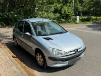 Gebraucht Peugeot 206 61 PS (44 kW) 2004 Blau Kleinwagen