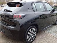 Second-hand Peugeot 208 Active 75 CP (55 kW) 2021 Negru Hatchback