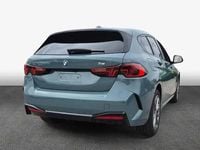 Neu BMW 116 122 PS (89 kW) 2025 Grün Kleinwagen