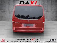 Gebraucht Mercedes V300 Premium 237 PS (174 kW) 2020 Rot Van / Kleinbus