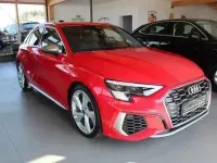 Gebraucht Audi S3 Ambiente 310 PS (228 kW) 2023 Rot Limousine