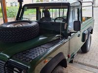Gebraucht Land Rover Defender 122 PS (89 kW) 1999 Grün SUV