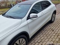 Gebraucht Mercedes GLA200 136 PS (100 kW) 2014 Weiß SUV
