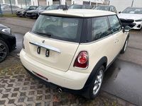 Gebraucht Mini ONE 98 PS (72 kW) 2010 Weiß Kleinwagen