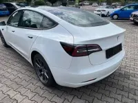 Gebraucht Tesla Model 3 324 kW (441 PS) 2022 Weiß metallic Limousine