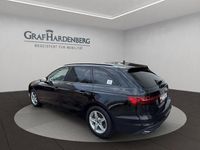 Gebraucht Audi A4 Business 163 PS (119 kW) 2023 Mythosschwarz metallic Kombi