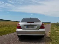 Gebraucht Mercedes E500 306 PS (225 kW) 2003 Silber Limousine