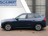Neu BMW iX1 Performance 150 kW (204 PS) 2025 Blau SUV