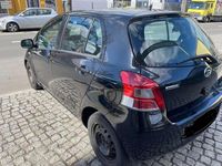 Gebraucht Daihatsu Charade 101 PS (74 kW) 2012 Schwarz Kleinwagen