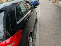 Gebraucht Mercedes B180 107 PS (78 kW) 2014 Schwarz Kleinwagen