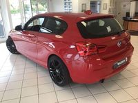 Używany BMW 116 Advantage 109 KM (80 kW) 2016 Czerwony Hatchback