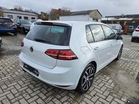Gebraucht VW Golf VII Highline 122 PS (89 kW) 2014 Weiß Limousine