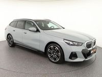 Gebraucht BMW 520 M Sport 190 PS (139 kW) 2025 Grau Limousine