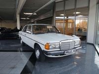 Gebraucht Mercedes 200 105 PS (77 kW) 1985 Weiß Limousine