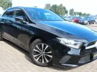 Gebraucht Mercedes A180 136 PS (100 kW) 2022 Schwarz Limousine