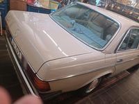 Gebraucht Mercedes 200 109 PS (80 kW) 1983 Braun Limousine
