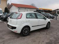 Gebraucht Fiat Punto 69 PS (50 kW) 2011 Weiß Kleinwagen
